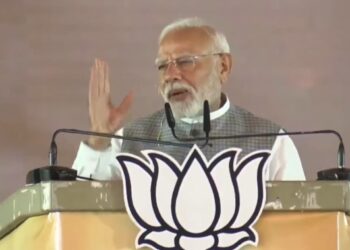 “JMM has learnt the art of committing corruption from Congress”: PM Modi