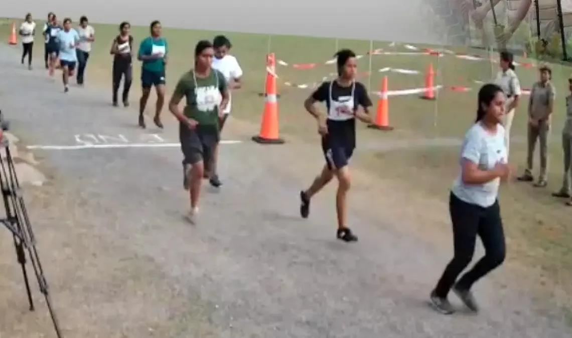 Jharkhand News: Female excise constable aspirant recovers after fainting post physical test