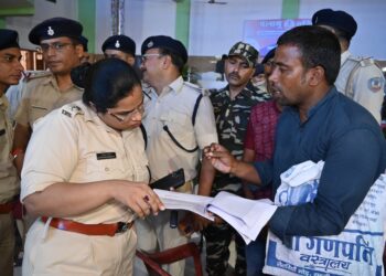 Jharkhand News: 11 FIRs lodged after 335 petitions poured in at police camp in Palamu