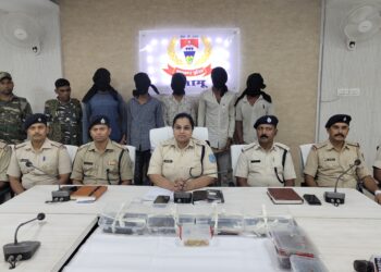 Jharkhand News: Palamu police foil petrol pump heist; nab five, recover stolen gold