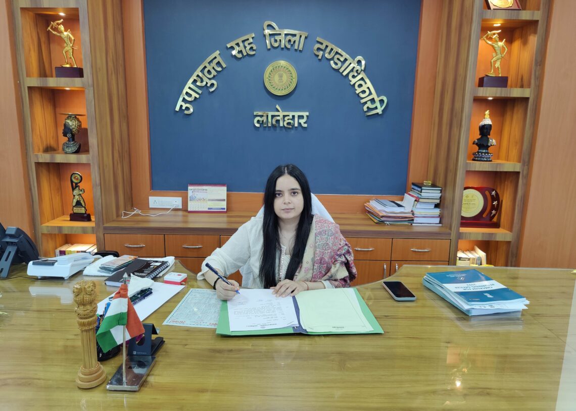 DC Latehar Garima Singh