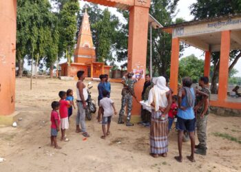 Jharkhand News: Palamu people fear reprisals for lodging complaint against erring cops