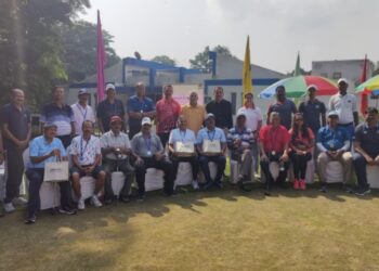 Tata Steel organises golf putting competition for senior citizens