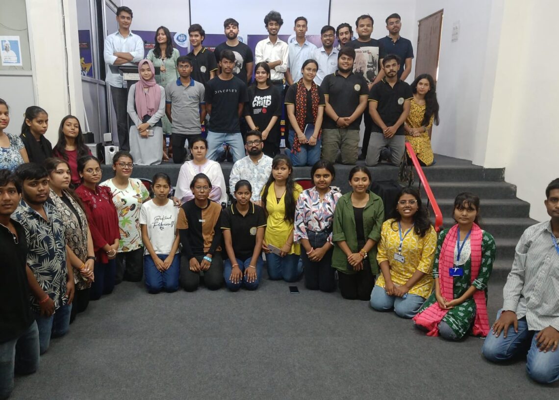 BIG 92.7 FM holds talent hunt competition at Jamshedpur’s Karim City College
