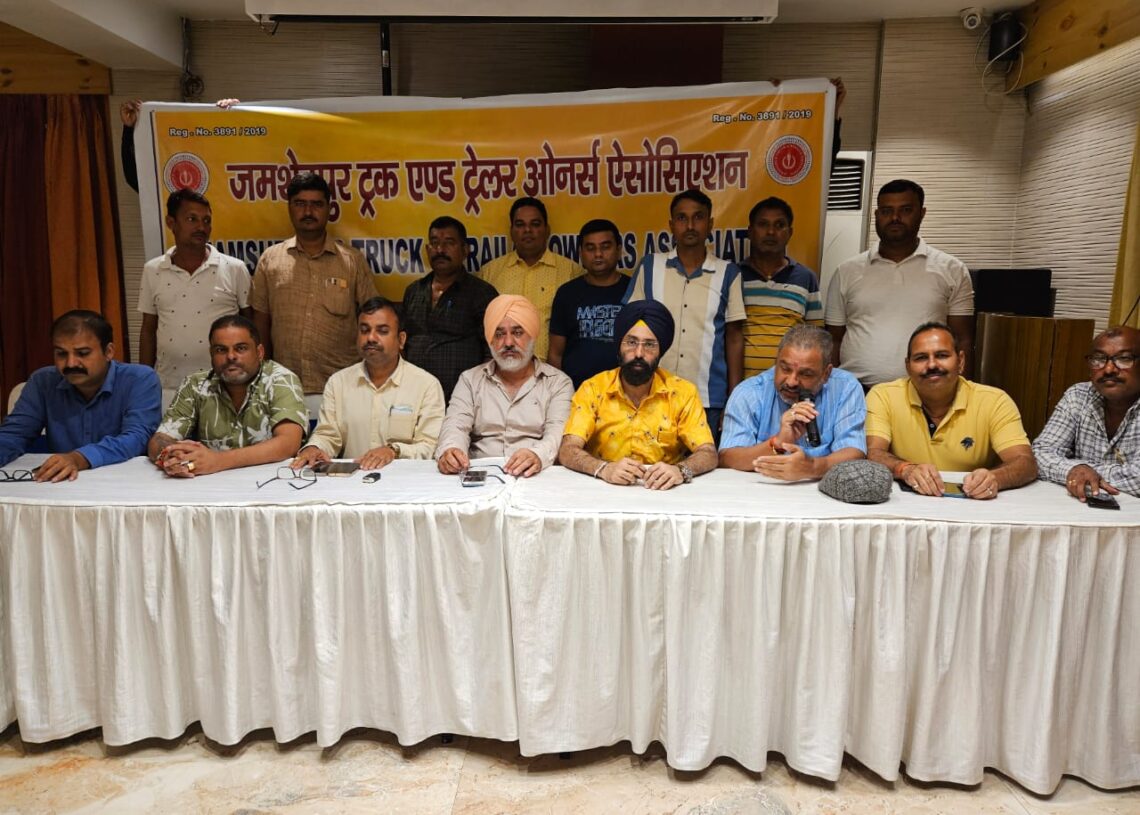 Jamshedpur Truck Trailer Owners Association express concern over stagnant freight rates