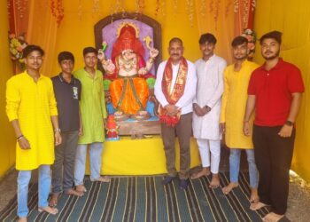 BJP leader Shiv Shankar Singh inaugurates Puja Pandals on Ganesh Chaturthi