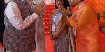 BJP leader Bunty meets PM Modi during his Jamshedpur visit