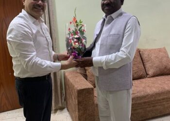 Chancellor of Sona Devi University meets Minister Ramdas Soren