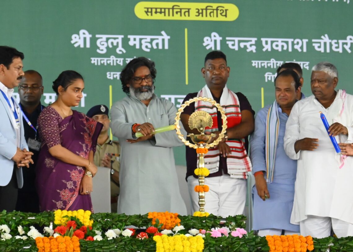 Jharkhand CM announces Labour Residential Schools in all 24 districts