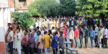 J&K Assembly polls: Voting underway in third phase, 28.12% turnout till 11 am