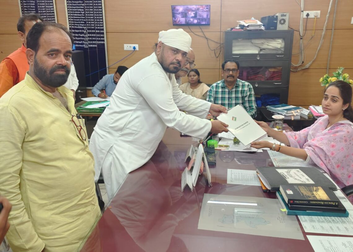 Jharkhand Assembly Polls: Uphill task for junior Namdhari in Daltonganj