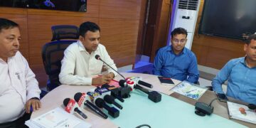 Jharkhand Polls: Palamu DC warns ‘no-road-no vote’ campaigners   