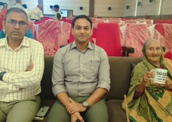 Jharkhand Assembly polls: Palamu admin ropes in differently-abled, Centurian to motivate voters