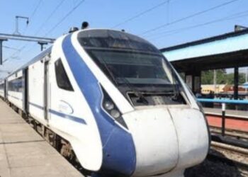 Railways reduces advance reservation period from 120 to 60 days