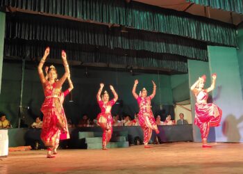 Lindsey Club's 'Matir Durga' fest enlivens Coal City