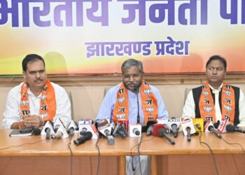 BJP asks Jharkhand CM to act on scam-related letters