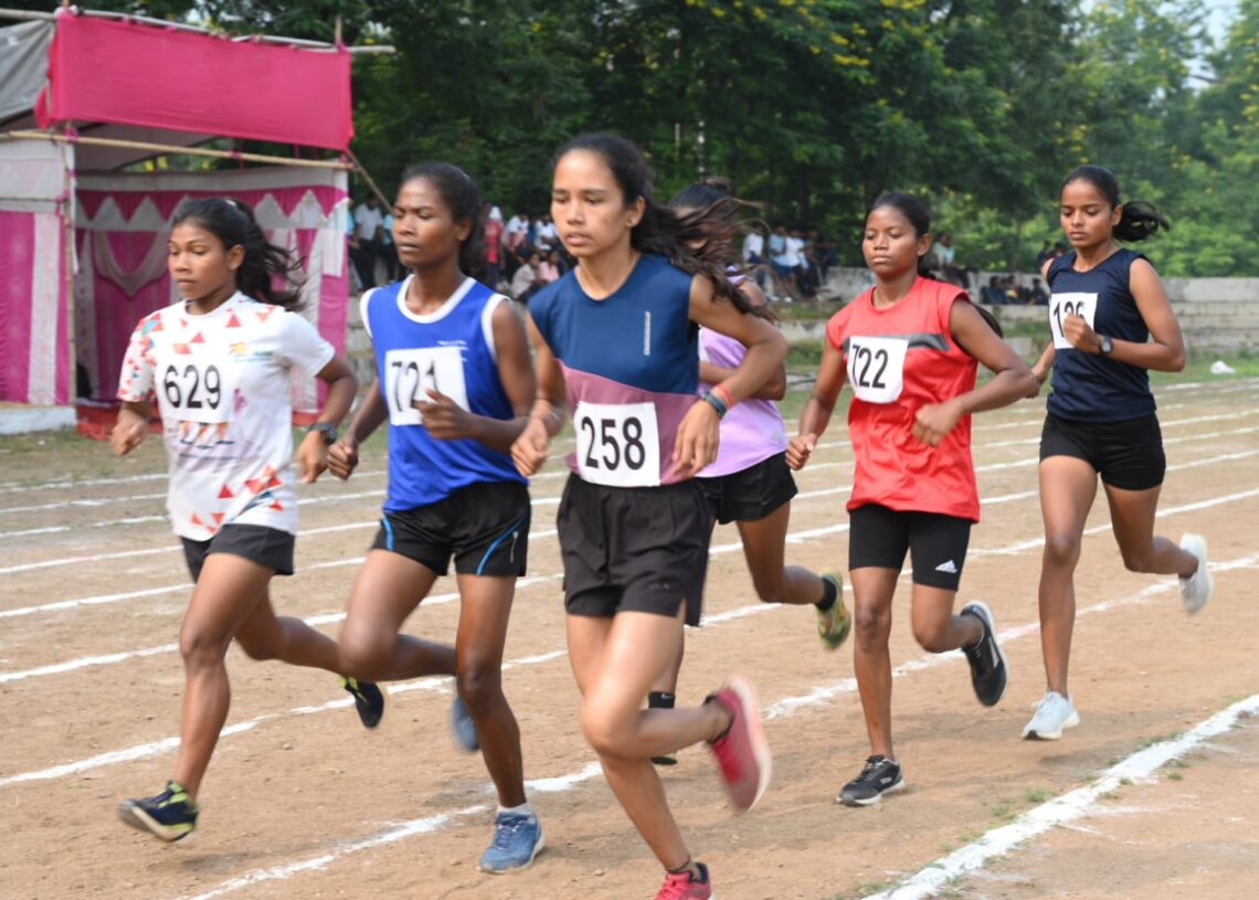 Dhanbad’s Rubi becomes golden girl in state athletics
