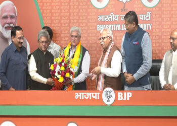 Kailash Gahlot joins BJP a day after resigning from AAP