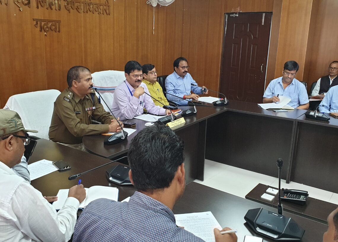 Jharkhand Polls: No compromise on providing a level playing field to all, says Garhwa DC