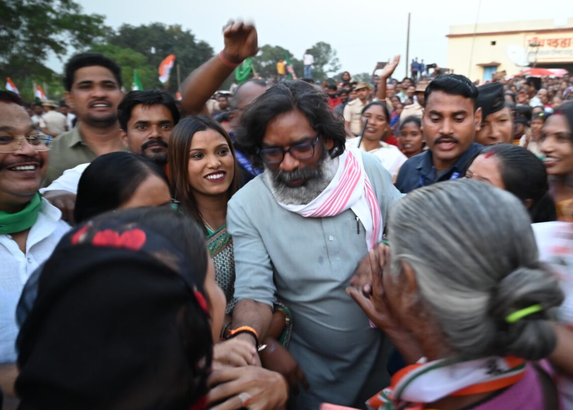 JMM SoS to President Droupadi Murmu after PM’s visit grounded Jharkhand CM’s chopper