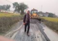 Policeman helps repair badly damaged 5 km road in Palamu