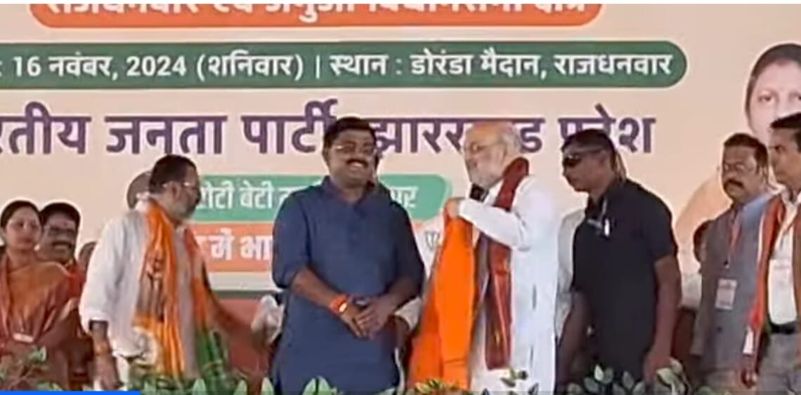 Advantage Babulal Marandi as high-profile Independent candidate joins BJP