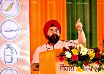 Yogi Adityanath’s rally in Jamshedpur draws massive support for NDA