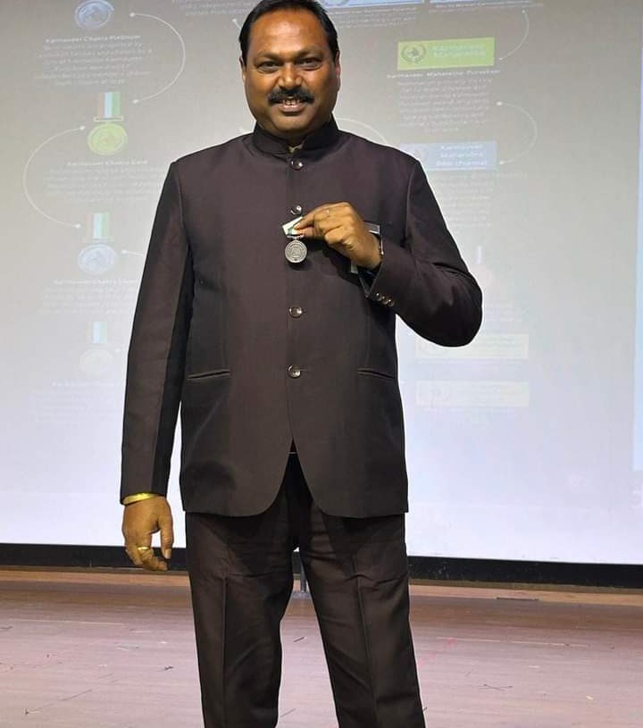 Jharkhand News: Dhanbad social activist gets Rex Karmaveer Chakra global award