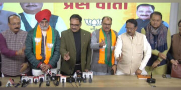 AAP leaders Balbir Singh, Sukhbir Dalal join BJP ahead of Delhi Assembly polls