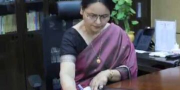 Jharkhand Chief Secretary directs to eradicate poppy cultivation, drug trade