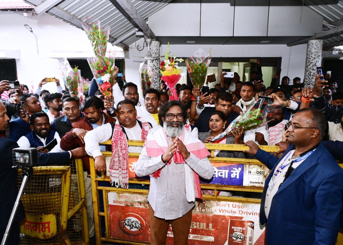 Jharkhand CM asks chief secretary to resolve potato issue