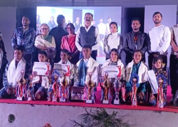 Santoshi and Harsh win top honours in art contest at Kerala Public School