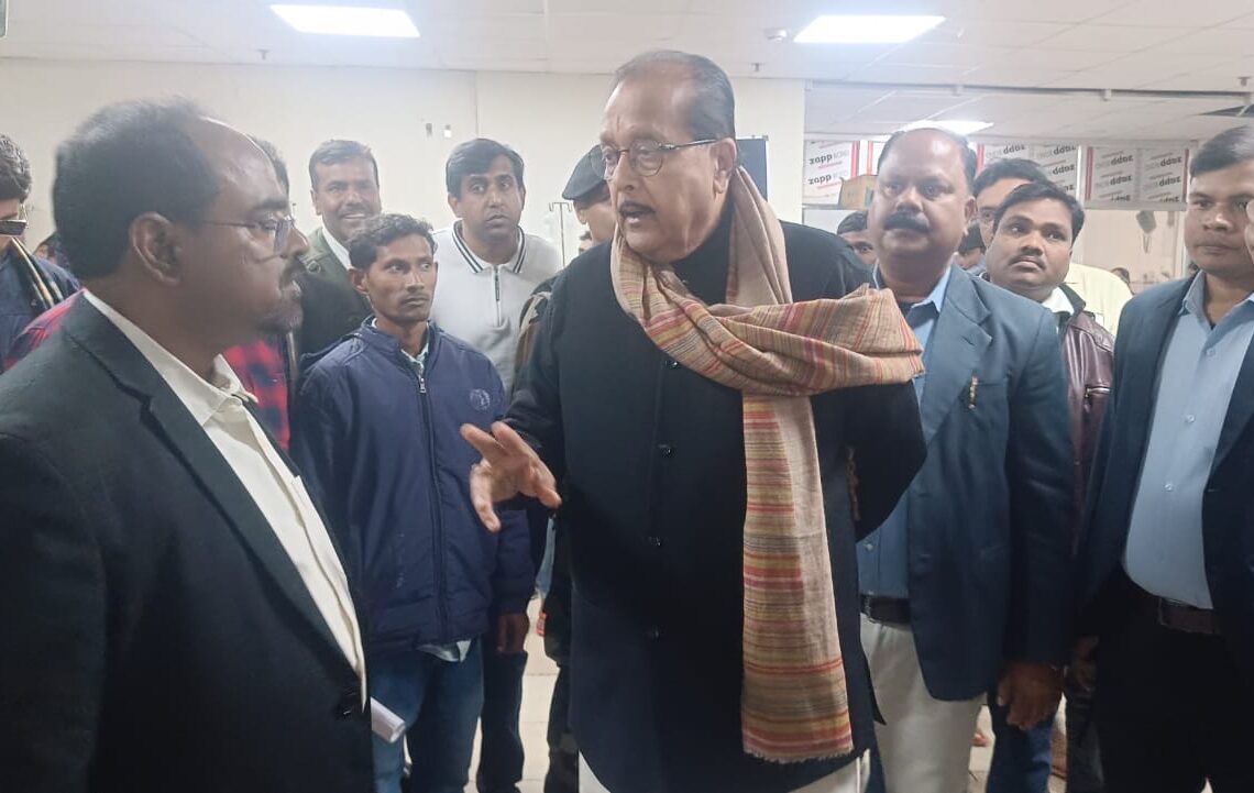 Fire breaks out at MMCH Daltonganj hours after finance minister’s visit