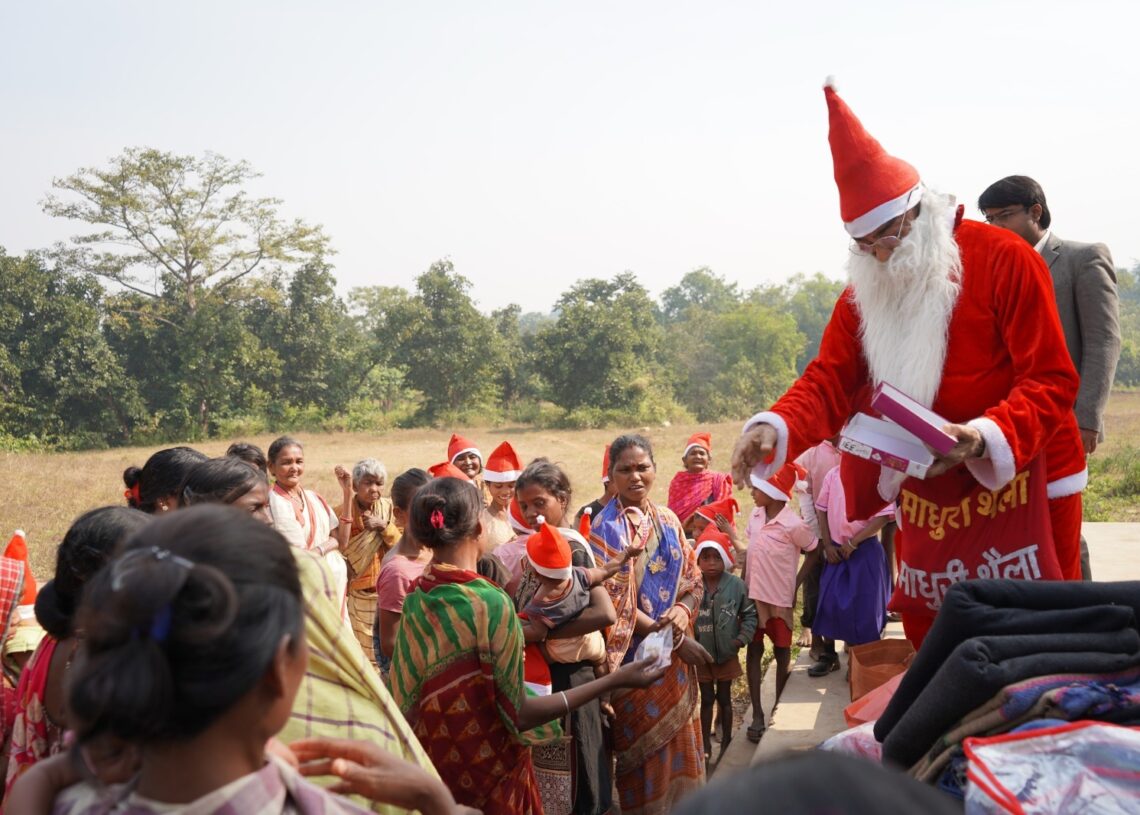 Madhuri fan spreads festive cheer among 26 Sabar families