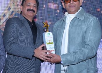 Jharkhand Dental Council Chairman gets 'Outstanding Leadership' award