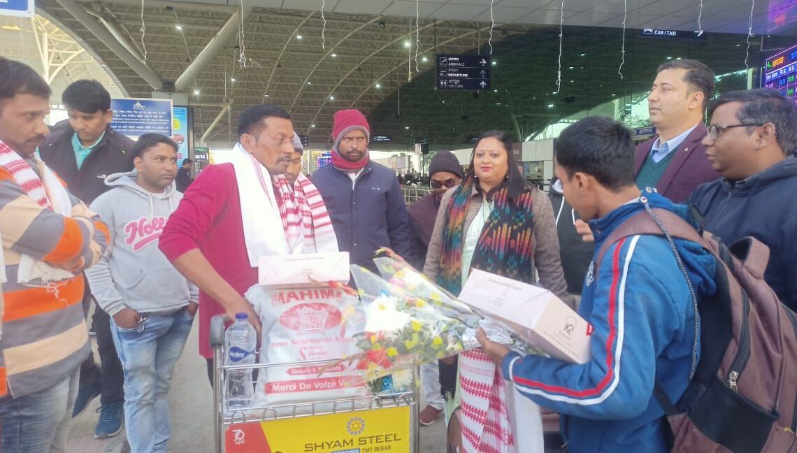 All 47 Jharkhand workers return safely from Cameroon following CM’s directives