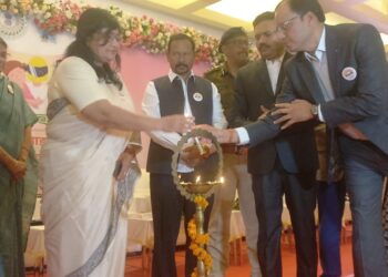 Jharkhand transport minister asks MVIs to conduct proper vehicle checks for fitness certificates