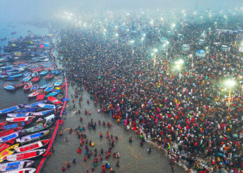 Maha Kumbh begins with Paush Purnima bath; devotees take sacred dip at Triveni Sangam