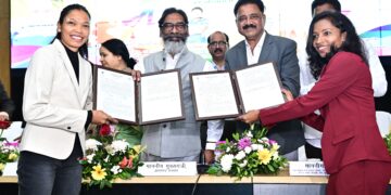 Two Jharkhand Olympian hockey players get  prime plots, Rs 35 lakh to build homes in Ranchi