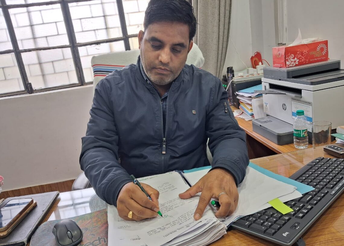 Jharkhand News: Mining in Palamu stalled amid environmental clearance delays