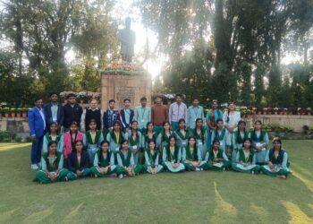 Tata Steel UISL organises orientation trip for govt high school students