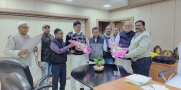 INTUC delegation meets ECL CMD to demand 20-bed hospital