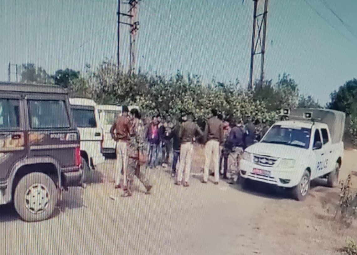 Jharkhand MP's office torched, SDPO injured in violent clash in Dhanbad