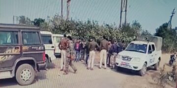 Jharkhand MP's office torched, SDPO injured in violent clash in Dhanbad