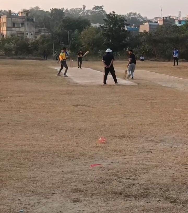SNMMCH Dhanbad MBBS XI beat SR XI by 16 runs