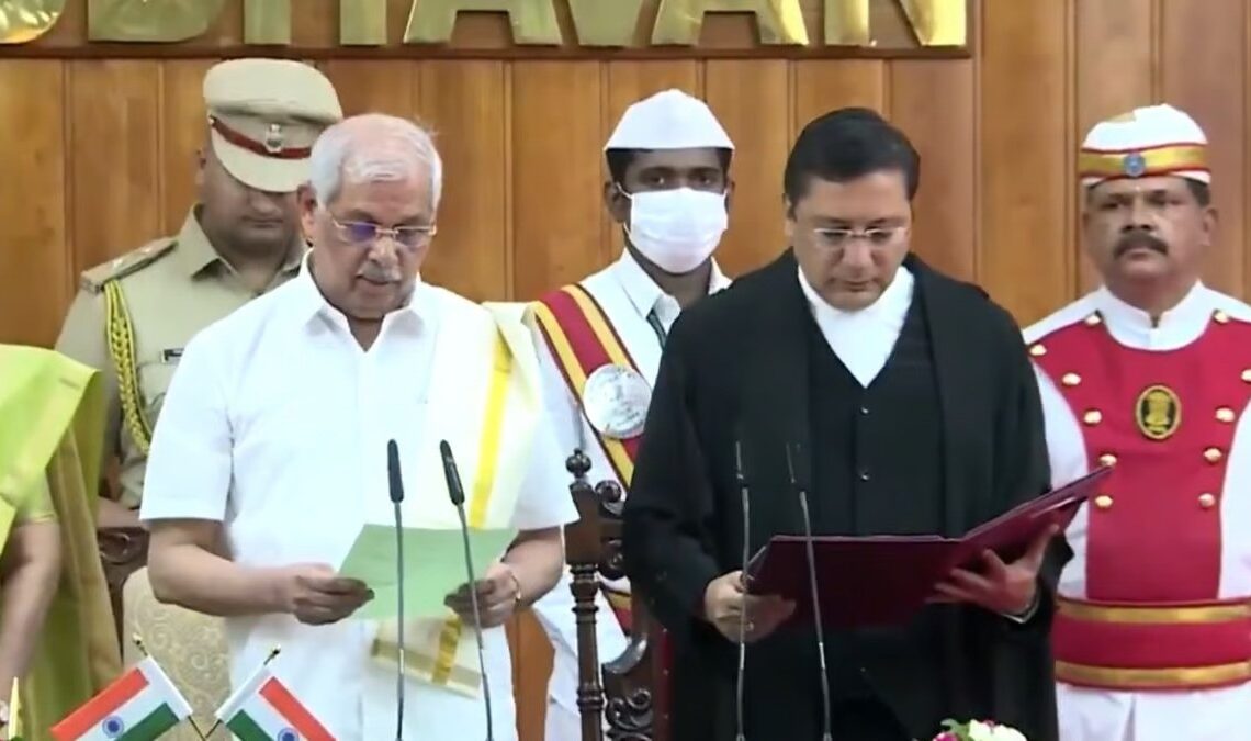 Rajendra Arlekar sworn in as Kerala Governor