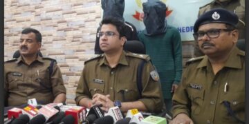 Two notorious criminals arrested for snatching wallets, phones in Jamshedpur