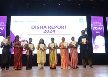 545 women felicitated at 8th Convocation of 'Disha'