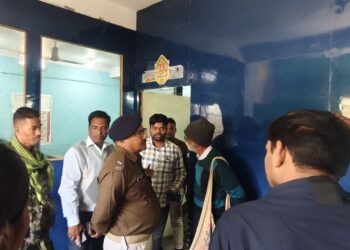 Police inspect coaching centres in Daltonganj ahead of JAC exams
