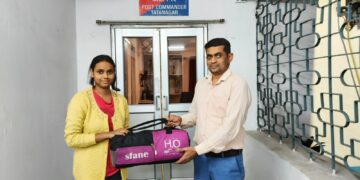 Jharkhand News: Tatanagar RPF returns lost bag to student 